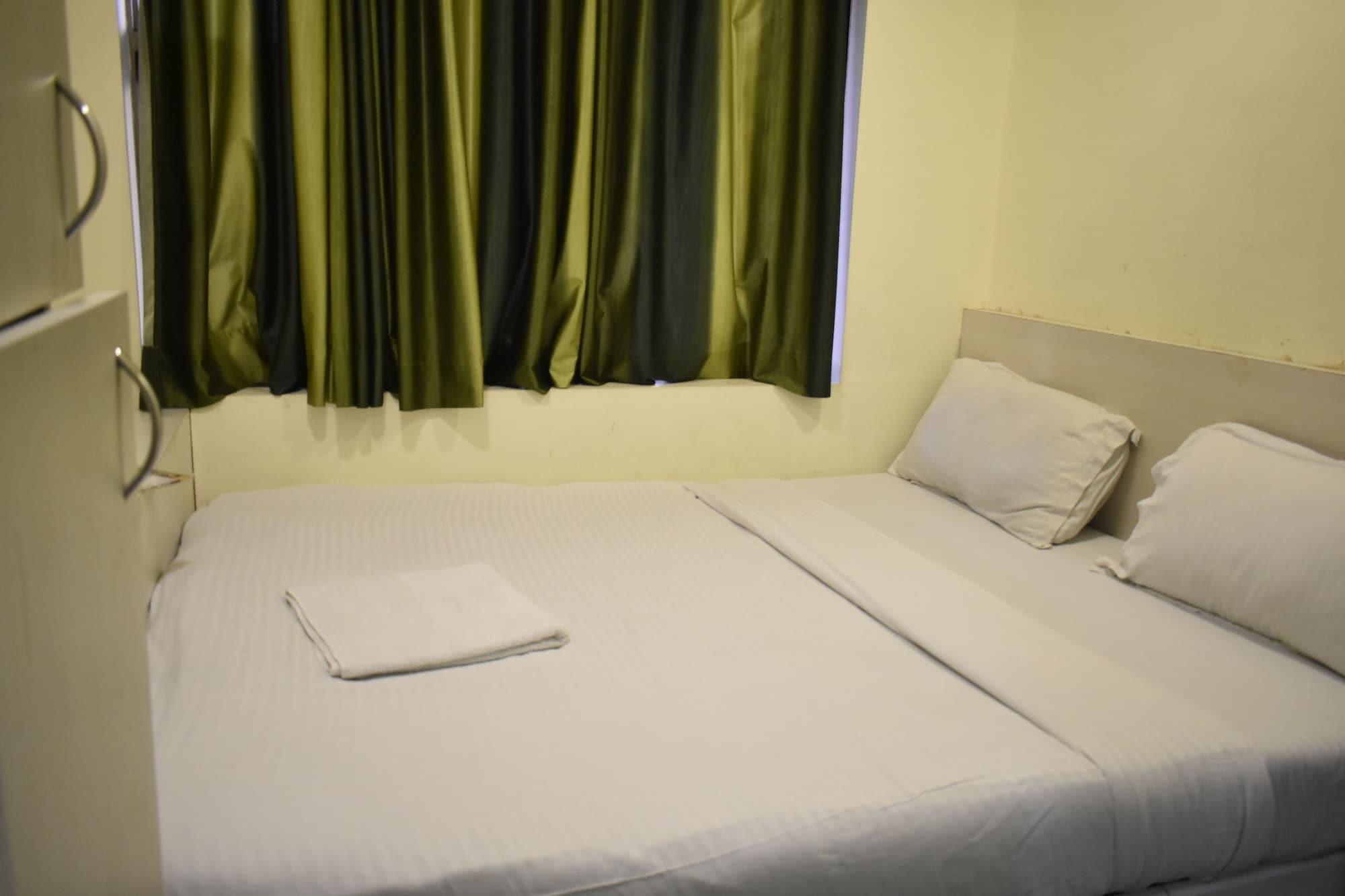โฮเทล อาร์มา คอร์ท Hotel มุมไบ ภายนอก รูปภาพ